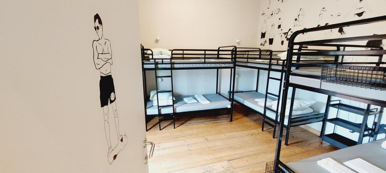 Bett im Frauenschlafsaal mit 6 Betten